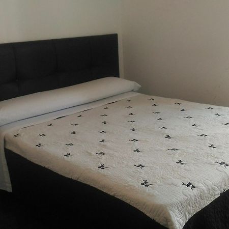 Hostal Alaska Μαδρίτη Εξωτερικό φωτογραφία