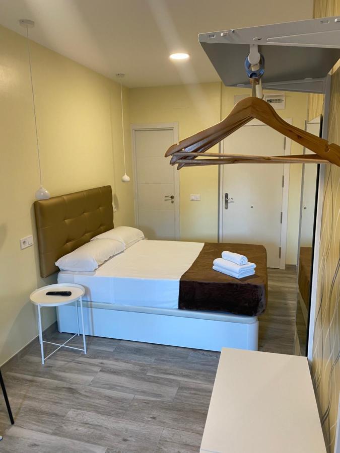 Hostal Alaska Μαδρίτη Εξωτερικό φωτογραφία