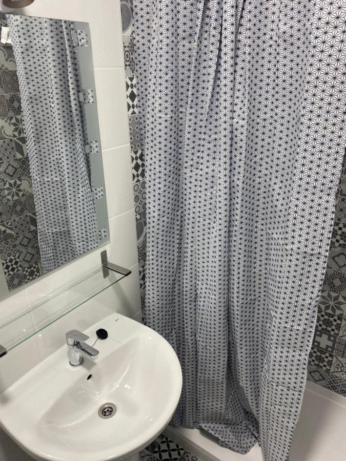 Hostal Alaska Μαδρίτη Εξωτερικό φωτογραφία