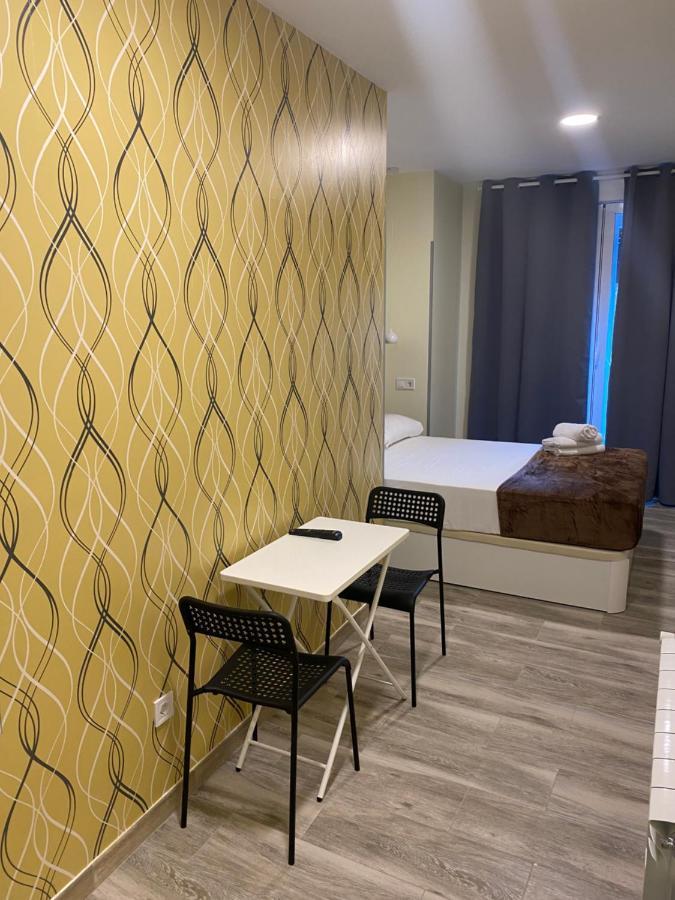Hostal Alaska Μαδρίτη Εξωτερικό φωτογραφία