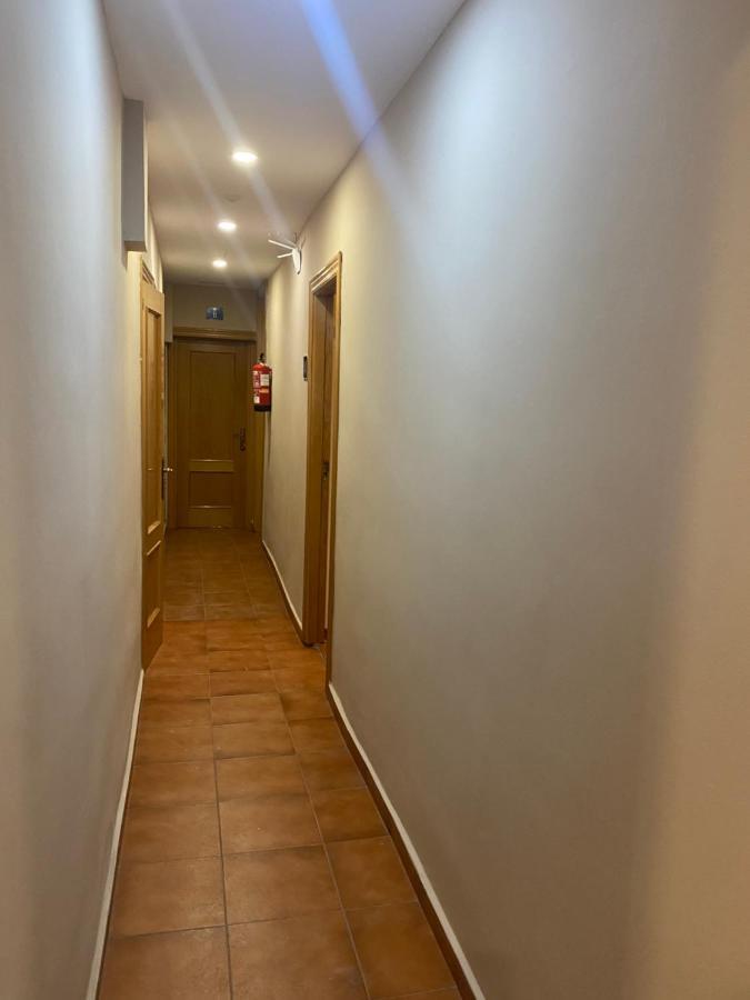 Hostal Alaska Μαδρίτη Εξωτερικό φωτογραφία