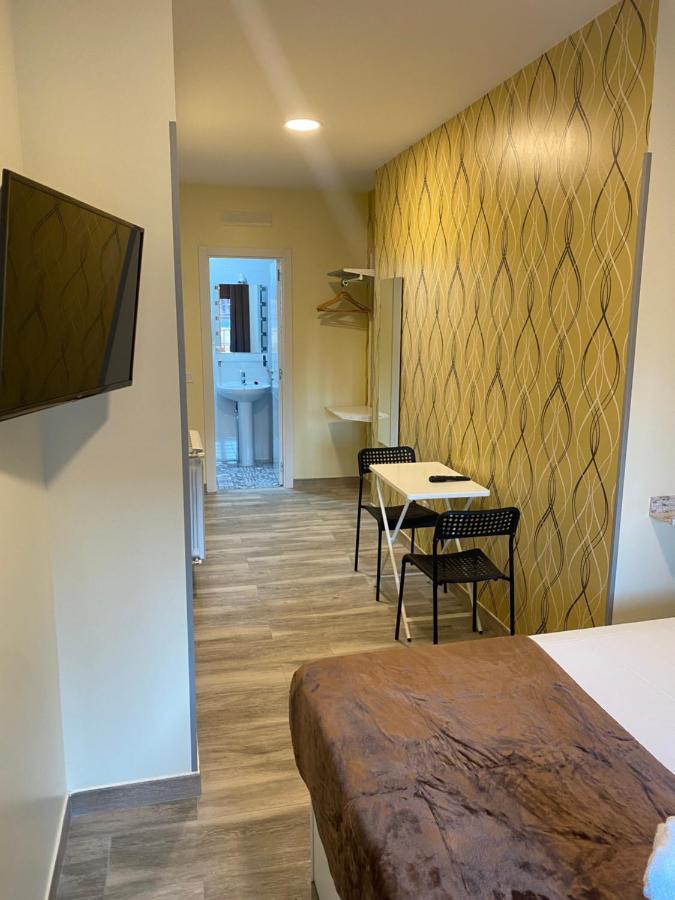 Hostal Alaska Μαδρίτη Εξωτερικό φωτογραφία