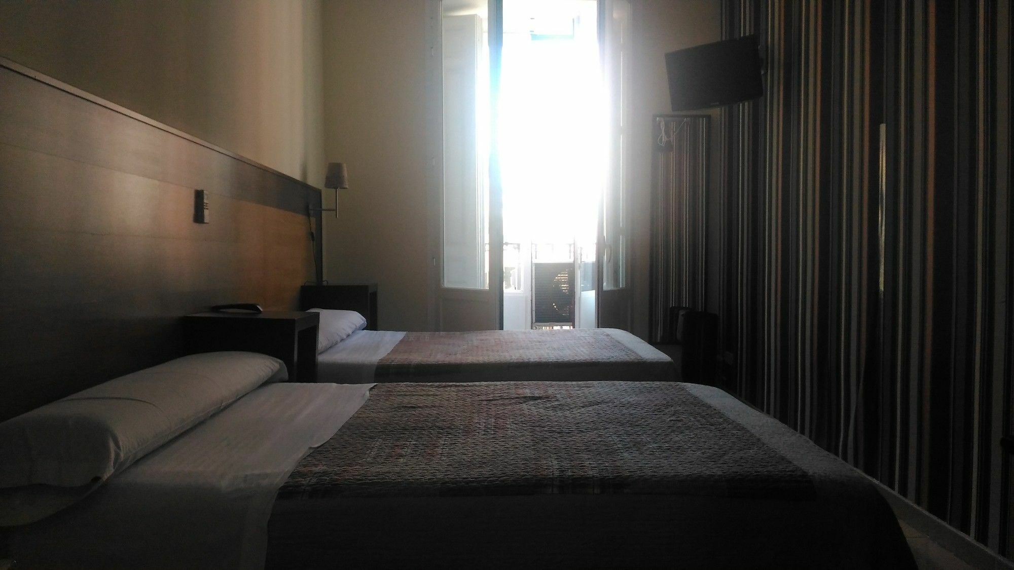 Hostal Alaska Μαδρίτη Εξωτερικό φωτογραφία