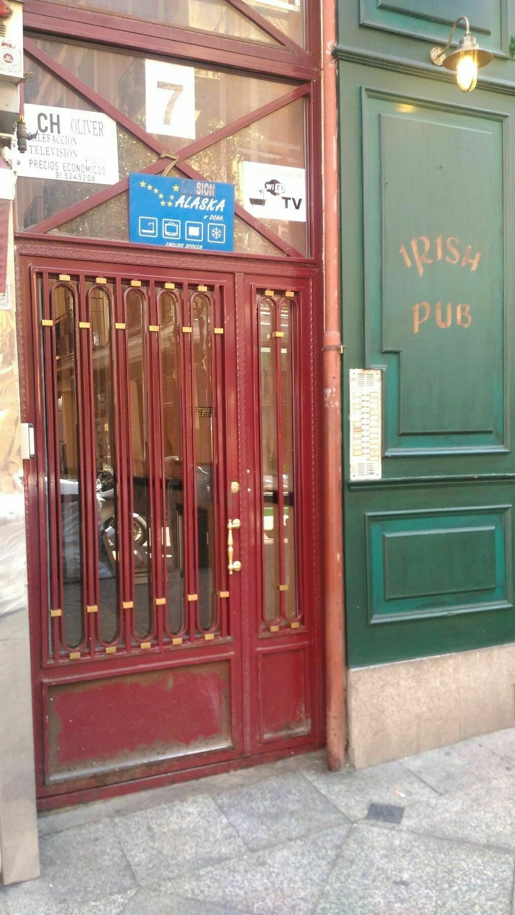 Hostal Alaska Μαδρίτη Εξωτερικό φωτογραφία