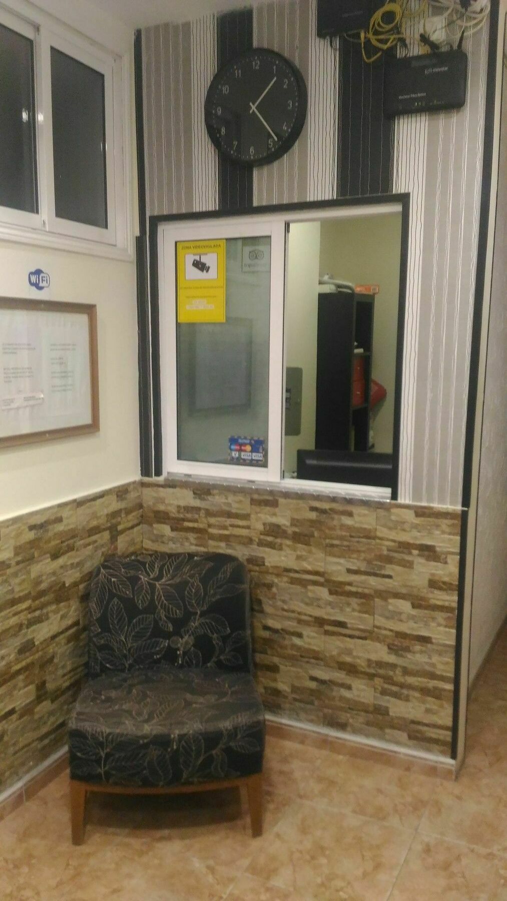 Hostal Alaska Μαδρίτη Εξωτερικό φωτογραφία