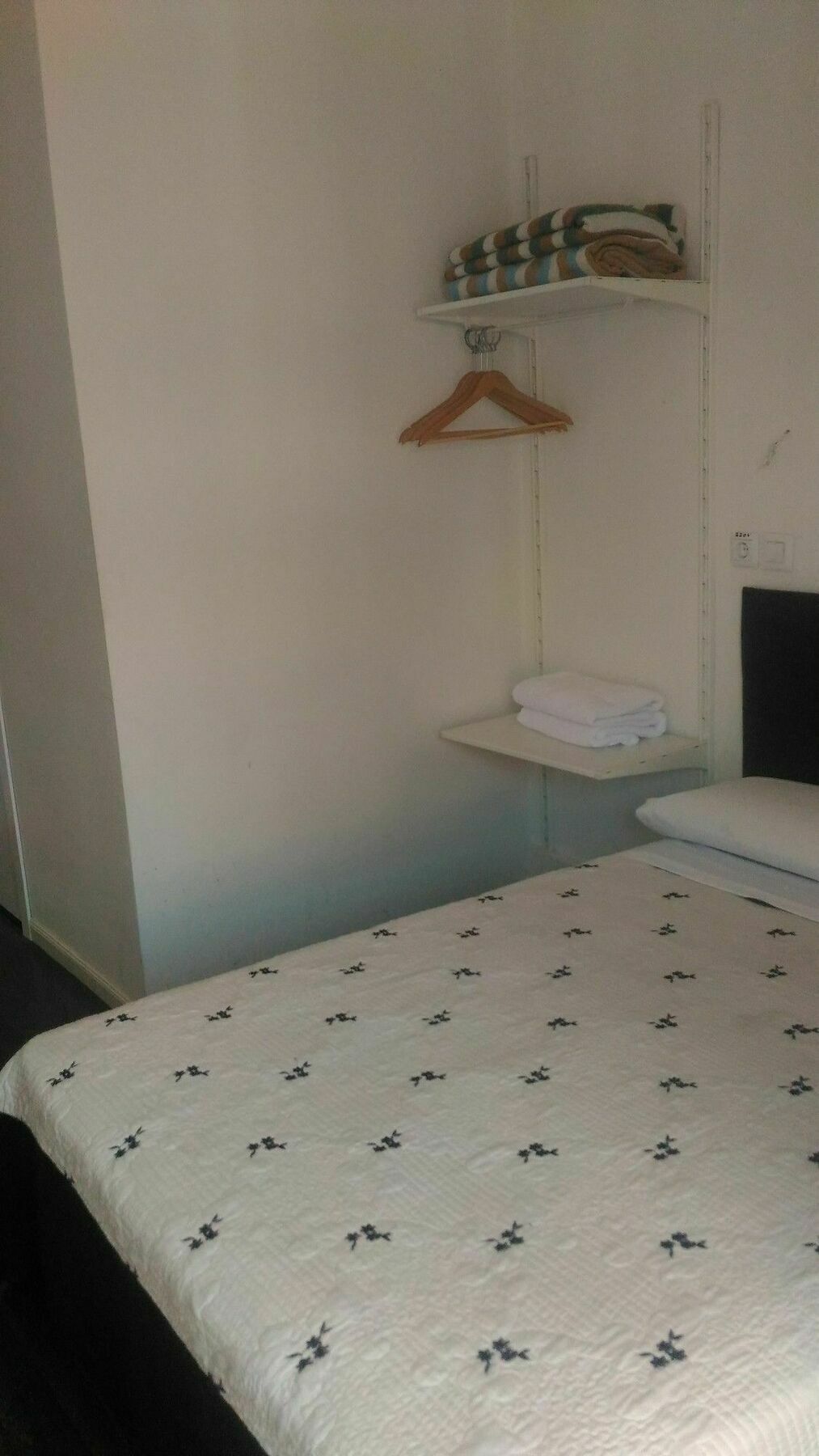 Hostal Alaska Μαδρίτη Εξωτερικό φωτογραφία